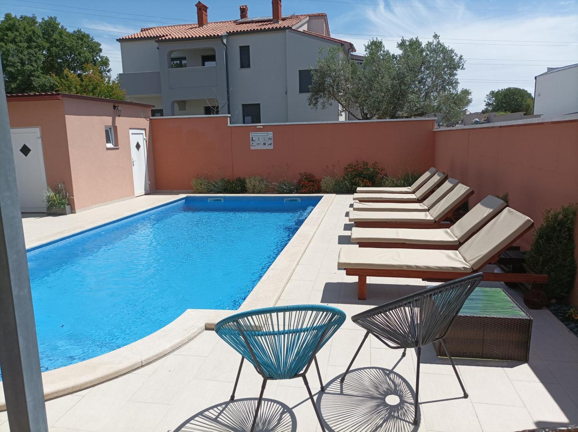 House Monte Cherpo *